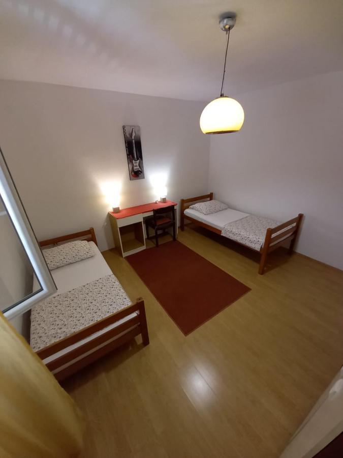 Apartman Sara เปรโก ภายนอก รูปภาพ