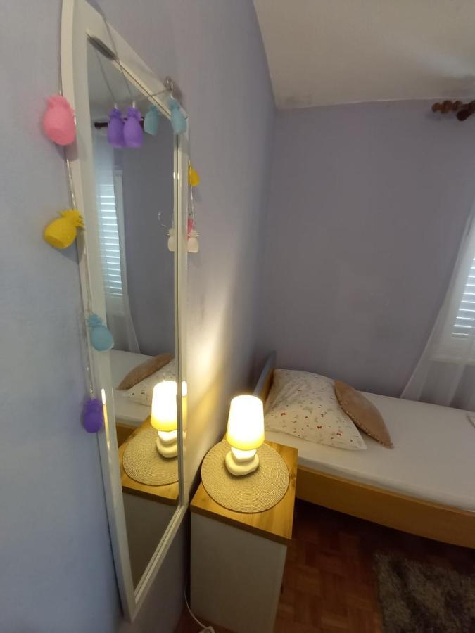 Apartman Sara เปรโก ภายนอก รูปภาพ